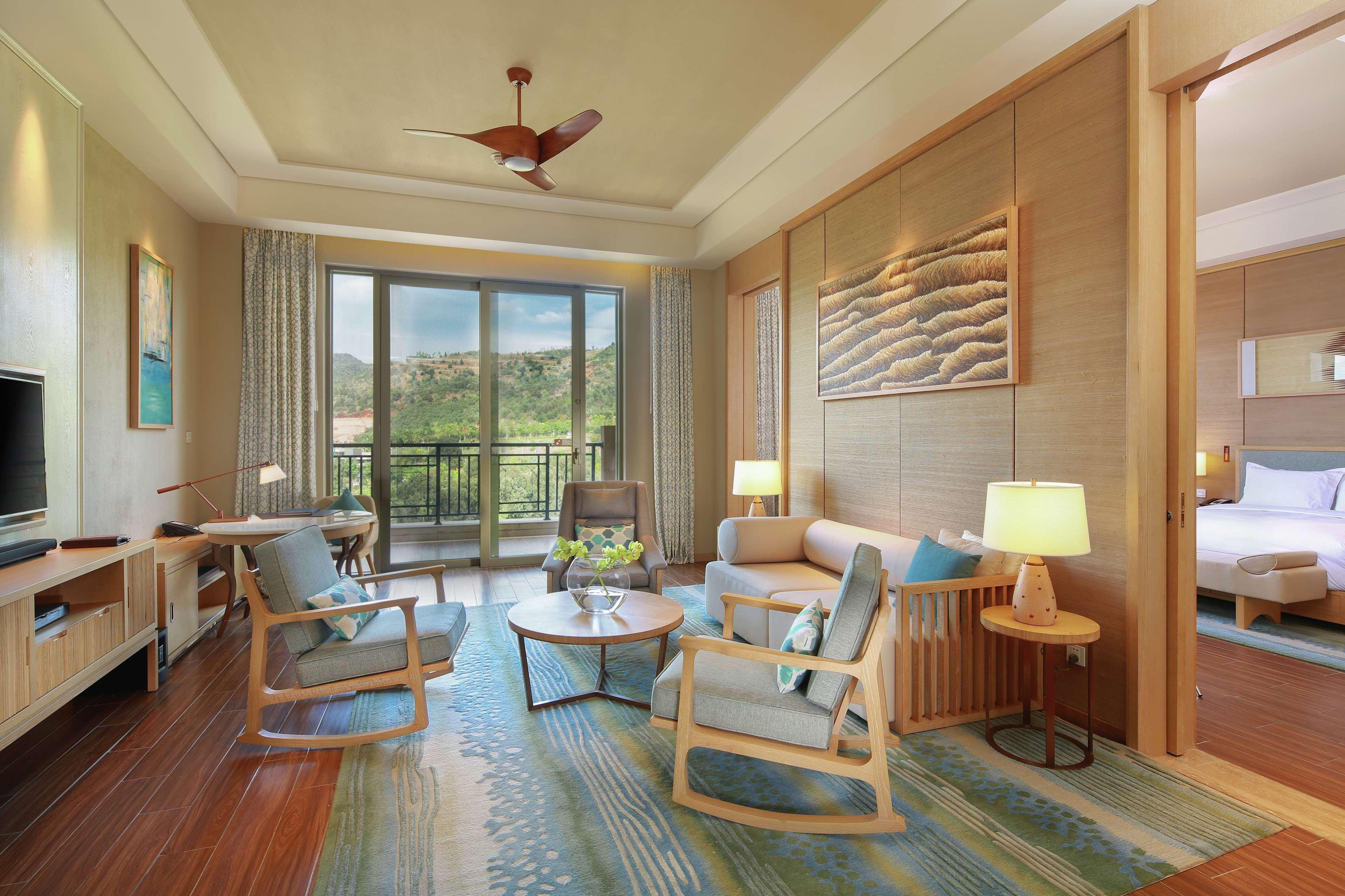 Hilton Yuxi Fuxian Lake Chengjiang  Exteriör bild