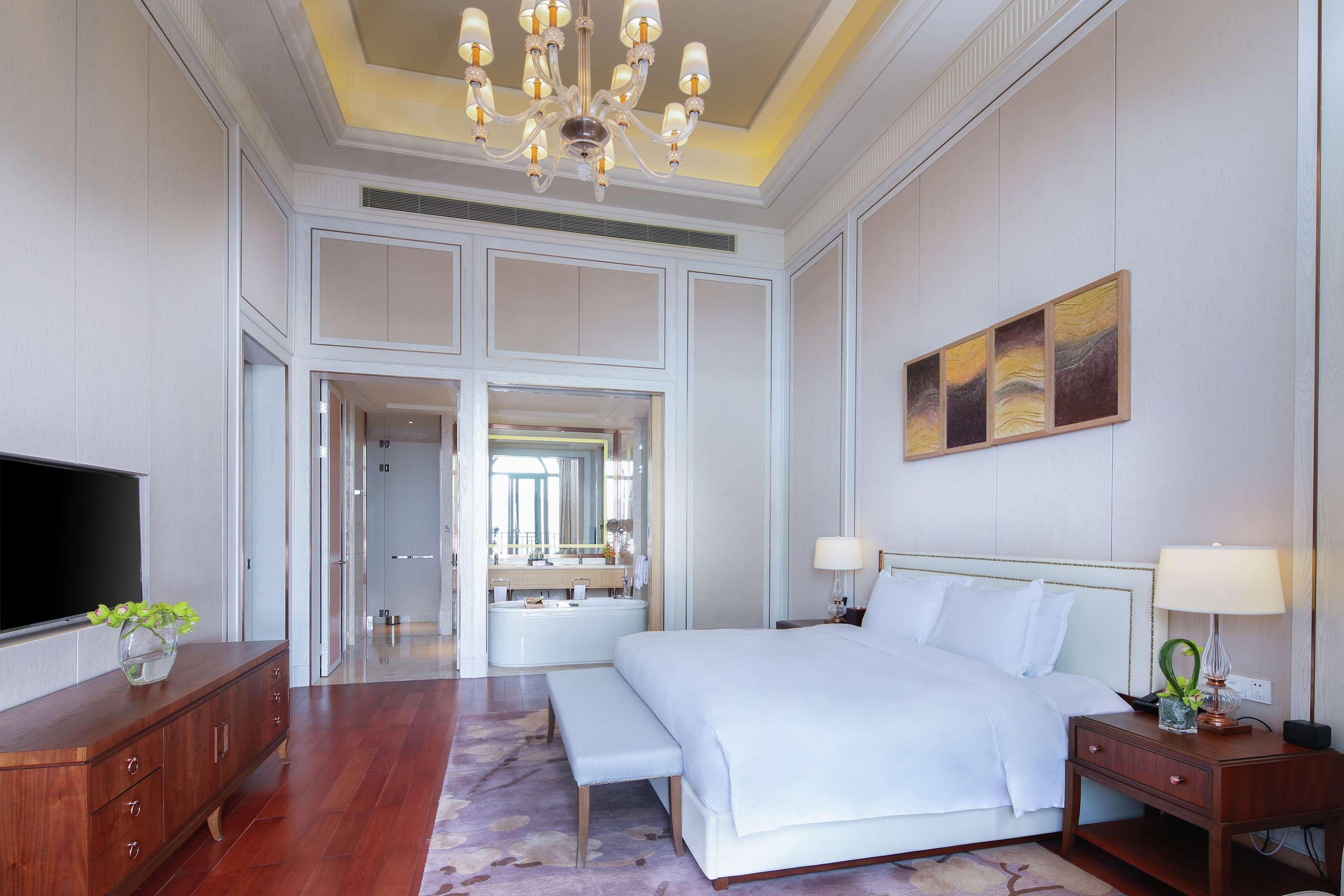 Hilton Yuxi Fuxian Lake Chengjiang  Exteriör bild