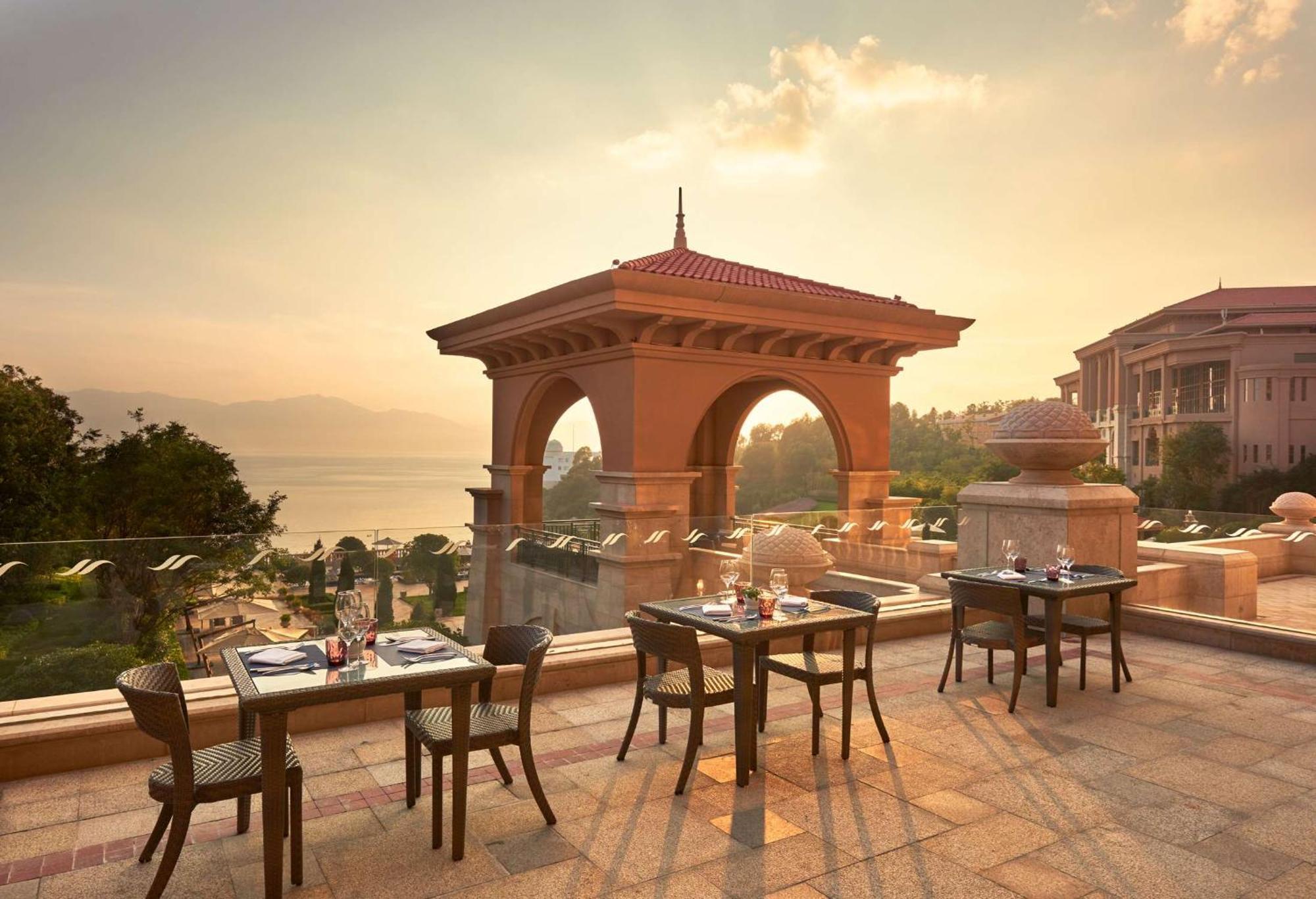 Hilton Yuxi Fuxian Lake Chengjiang  Exteriör bild
